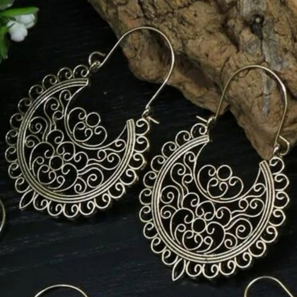 Vintage Gold Filigree Scrolled Mandala Hoop Earrings